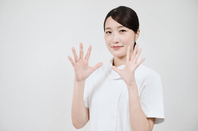 柔道整復師の平均年収は? 年収をあげるポイント・将来性も解説